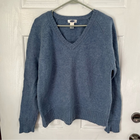 Vintage 90’s Old Navy 100% lambswool knit v-neck sweater - Picture 1 of 5